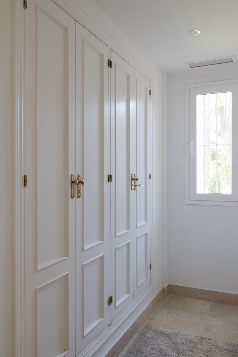 Malaga provints, Marbella - valgusküllane esimese korruse korter - Image 18