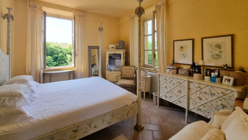 Elegantne, stiilselt renoveeritud maamaja rahulikus Volterra piirkonnas - Image 17