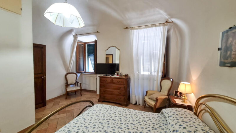 Privaatse siseõuega korter Volterra vanalinnas - Image 7