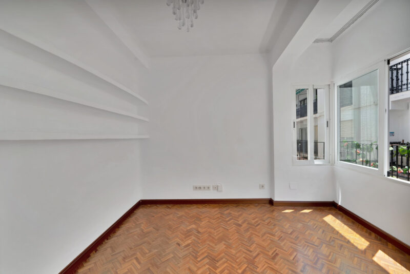 Malaga provints, Marbella - kolmetoaline renoveerimist vajav korter Marbella vanalinnnas - Image 31