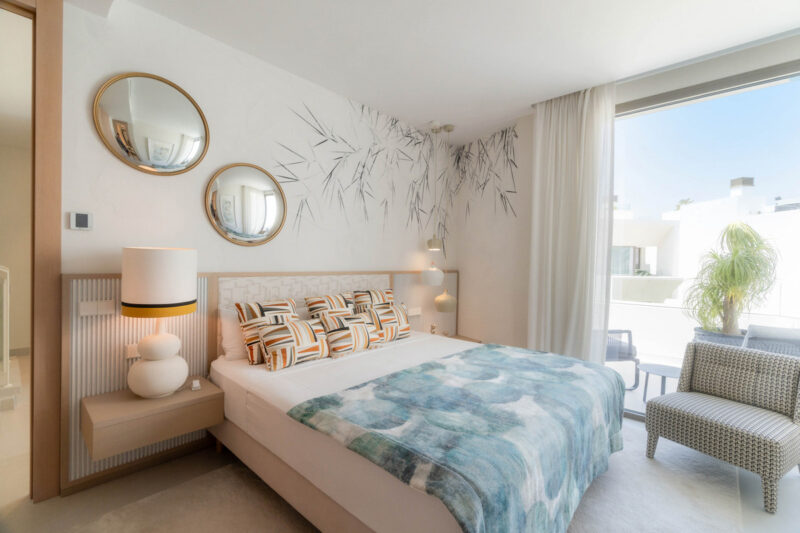 Málaga provints, Nueva Andalucía – kaasaegne villa prestiižses elamukompleksis - Image 35