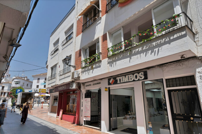 Malaga provints, Marbella - kolmetoaline renoveerimist vajav korter Marbella vanalinnnas - Image 35