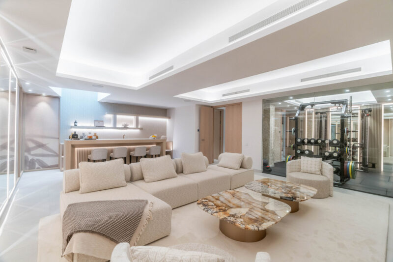 Málaga provints, Nueva Andalucía – kaasaegne villa prestiižses elamukompleksis - Image 6