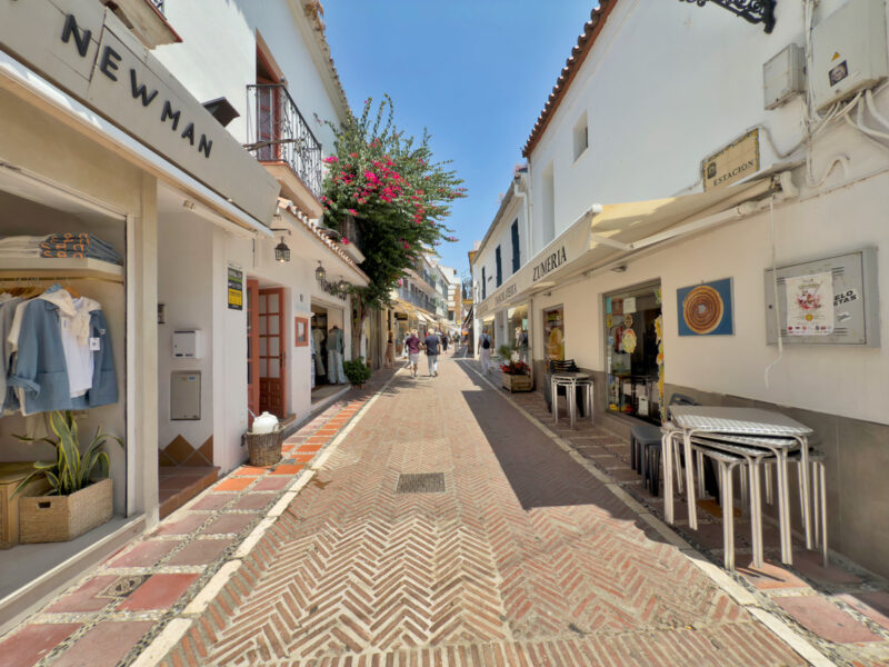 Malaga provints, Marbella - kolmetoaline renoveerimist vajav korter Marbella vanalinnnas - Image 46