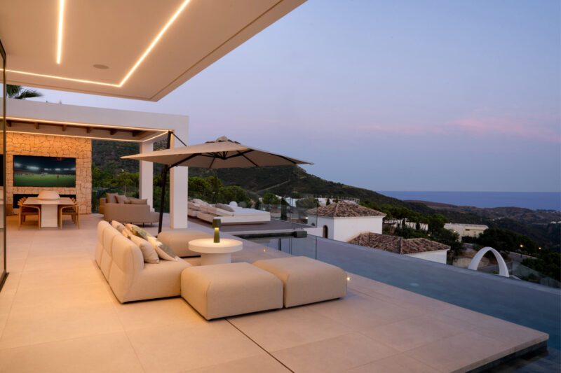 Málaga provints, Benahavís – modernne ja luksuslik villa eksklusiivses elamukompleksis - Image 53