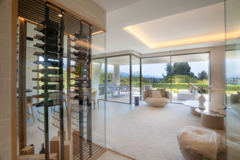 Málaga provints, Nueva Andalucía – kaasaegne villa prestiižses elamukompleksis - Image 12