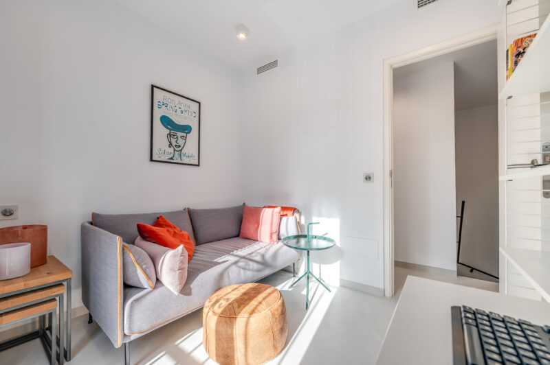 Malaga provints, Marbella - valgusküllane kolme magamistoaga ridaelamu - Image 12