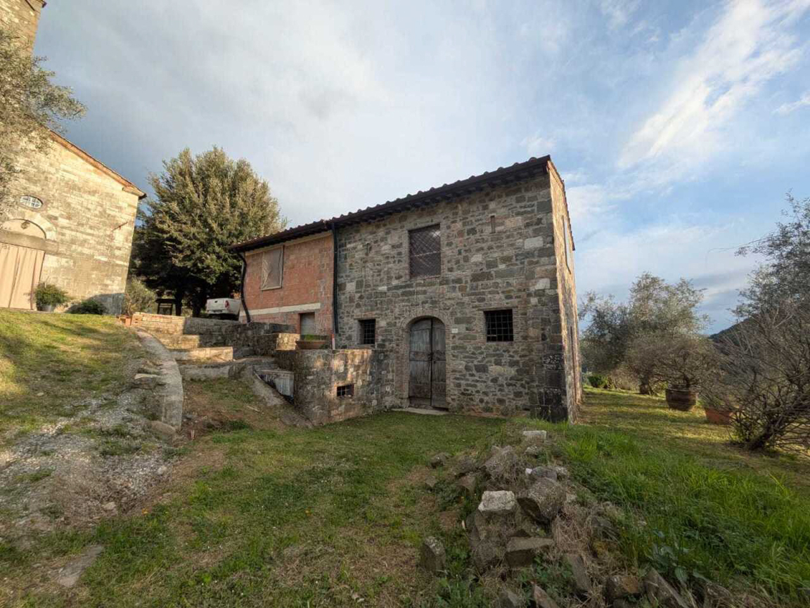 Võluv panoraamvaatega kivimaja Torcigliano küla serval - Image 11