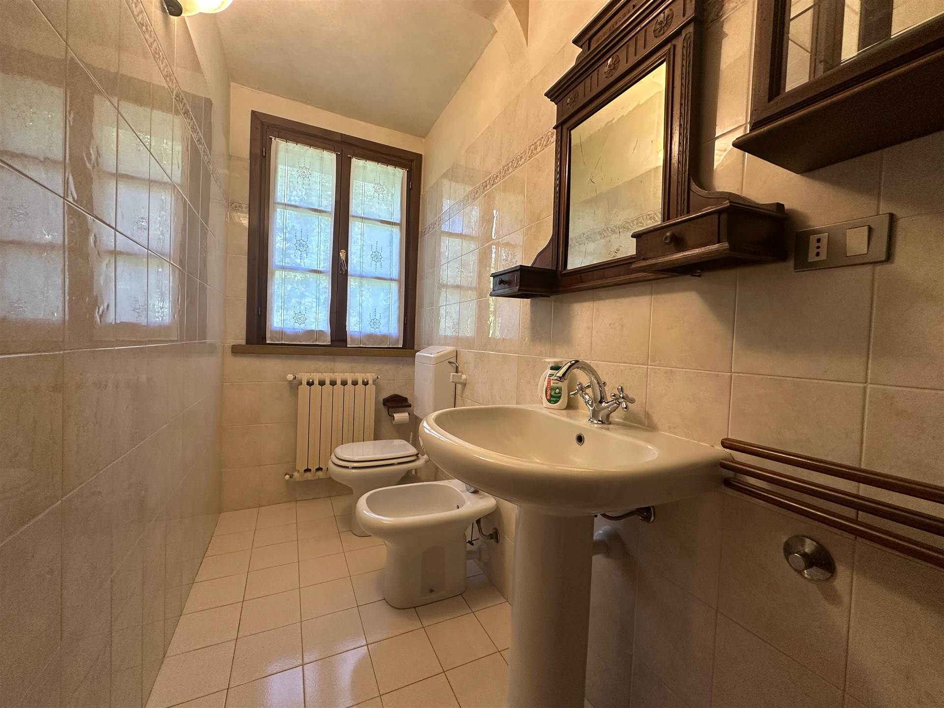 Toscana stiilis maamaja Montescudaio lähedal - Image 17