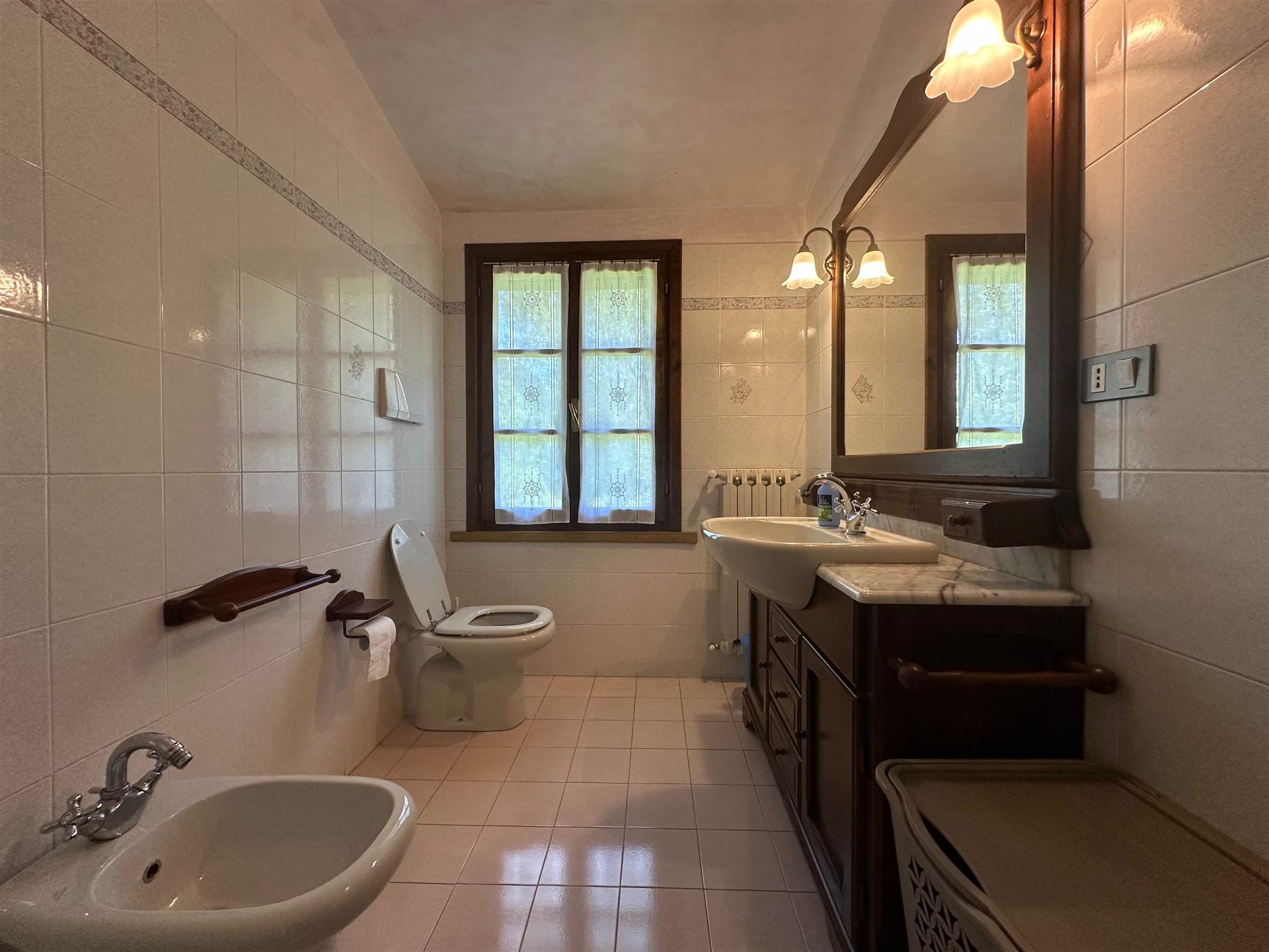 Toscana stiilis maamaja Montescudaio lähedal - Image 16