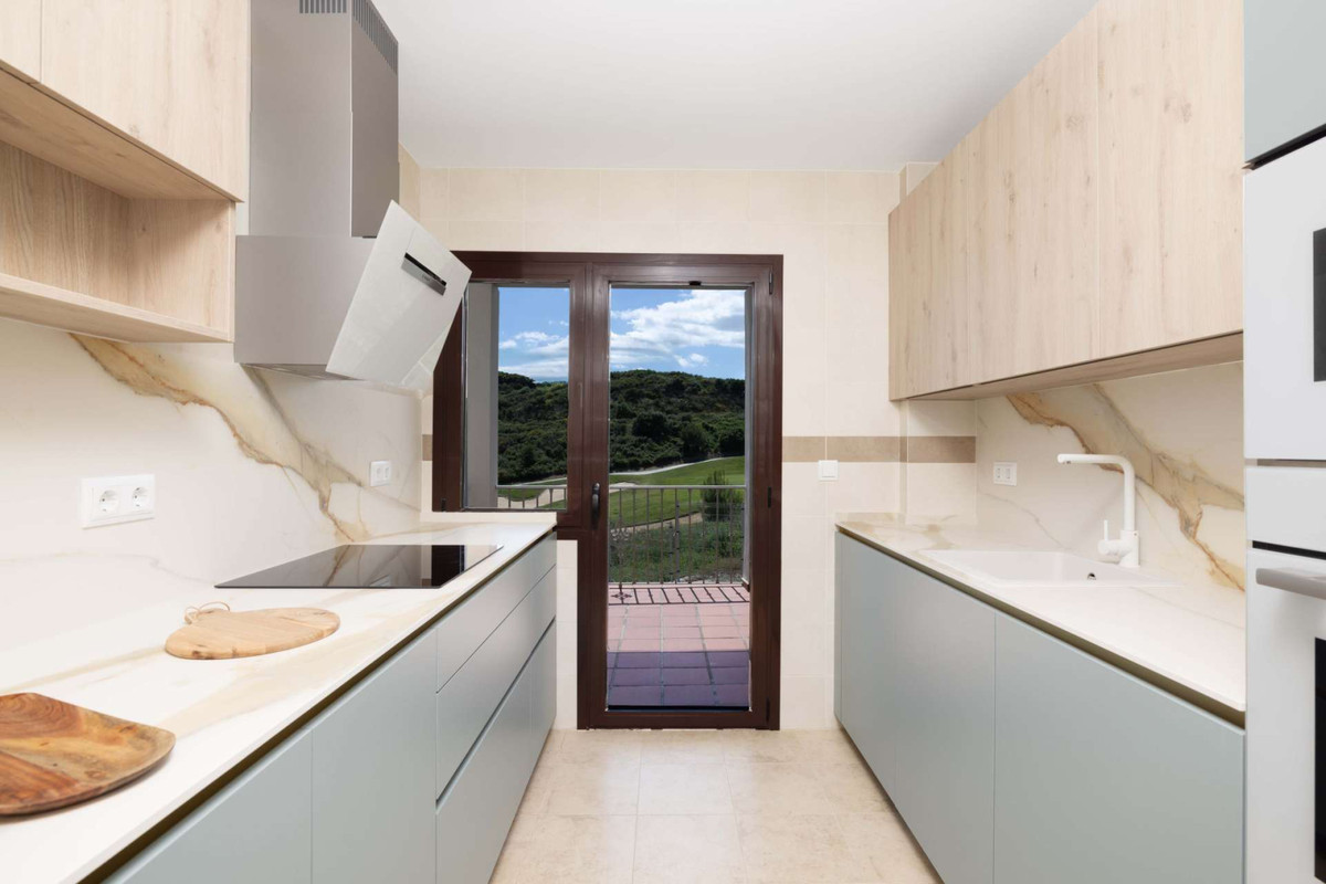 Málaga provints, Estepona – ridaelamu golfiväljaku ääres - Image 6